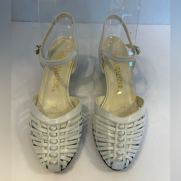 Naturalizer white leather woven enclosed toe kitten heel sandals size 6 M - Picture 1 of 12